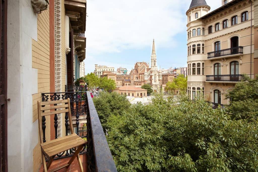 Beautiful Apartment In Eixample Barcelona Habitación foto